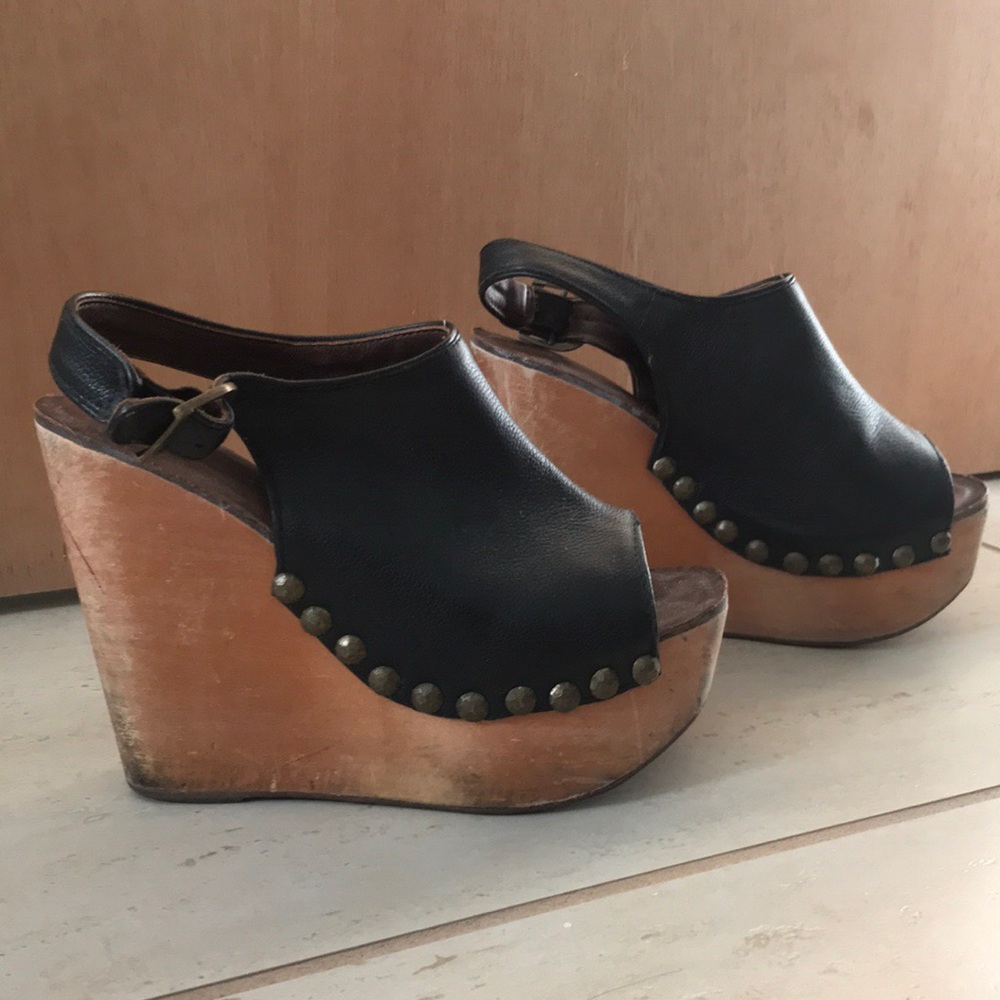 Jeffrey Campbell
